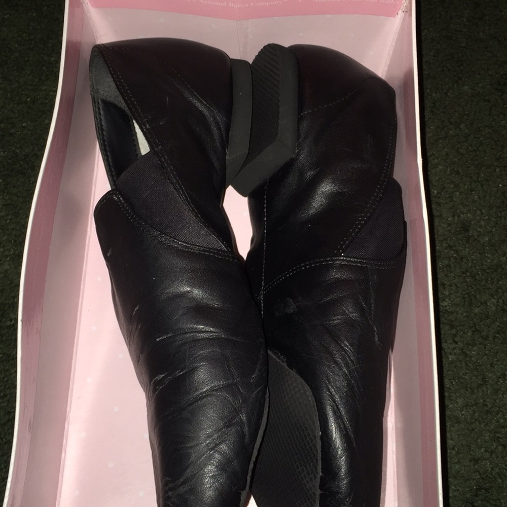 Black leather jazz shoes